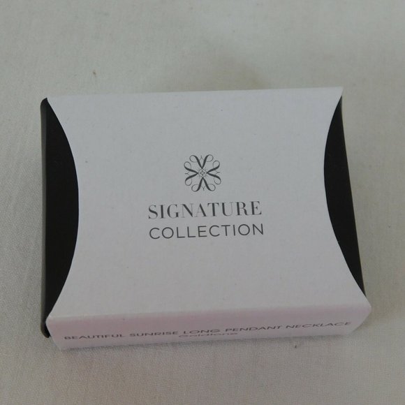 Avon Sunrise Long Pendant Necklace Signature Collection Beautiful Gold Tone Box - Picture 7 of 9